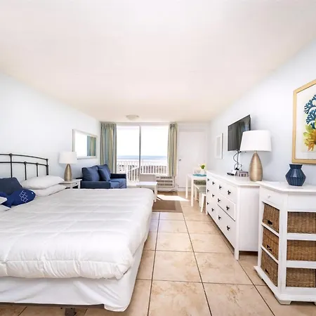 6201 Ocean Ave, Unit 411 - The Nassau Inn